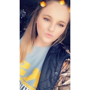 Meet your Posher, Katelyn